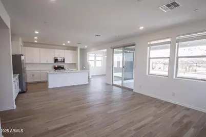 21326 W Roanoke Avenue, Buckeye, AZ 85396 - Photo 4