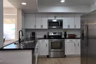 14646 N 64th Ave, Glendale, AZ 85306 - Photo 12