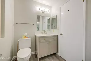 9915 W Newport Dr, Sun City, AZ 85351 - Photo 28