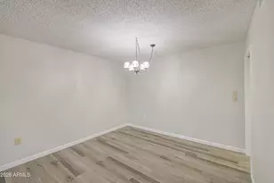 9915 W Newport Dr, Sun City, AZ 85351 - Photo 12