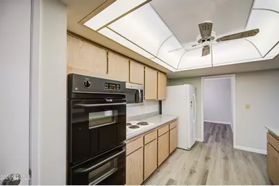 9915 W Newport Drive, Sun City, AZ 85351 - Photo 14