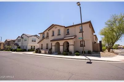 16425 W Latham Street, Goodyear, AZ 85338 - Photo 2