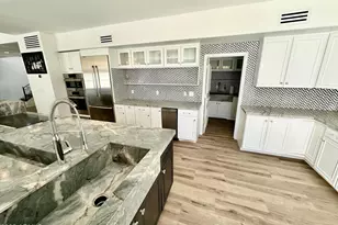 10113 E Topaz Dr, Scottsdale, AZ 85258 - Photo 14