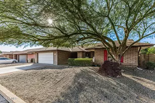 10414 N 64th Ave, Glendale, AZ 85302 - Photo 2