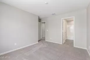 733 E Commonwealth Ave, Chandler, AZ 85225 - Photo 16