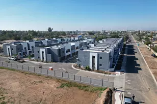 733 E Commonwealth Ave, Chandler, AZ 85225 - Photo 52