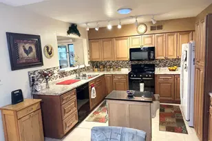 849 S Park View Cir, Mesa, AZ 85208 - Photo 6