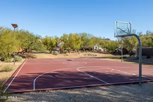 2943 W Brilliant Sky Dr, Phoenix, AZ 85085 - Photo 28