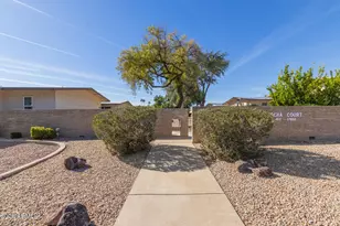 17414 N 102nd Dr, Sun City, AZ 85373 - Photo 4