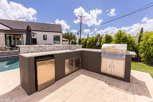 3118 N 42nd St, Phoenix, AZ 85018 - Photo 48
