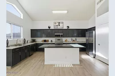 12539 W Hearn Road, El Mirage, AZ 85335 - Photo 8