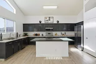 12539 W Hearn Rd, El Mirage, AZ 85335 - Photo 8