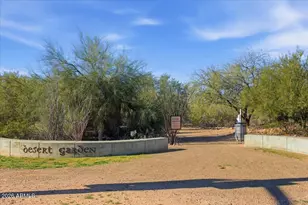 10571 E Mission Ln, Scottsdale, AZ 85258 - Photo 52