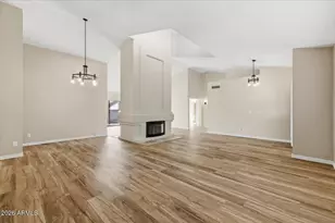 10571 E Mission Ln, Scottsdale, AZ 85258 - Photo 6