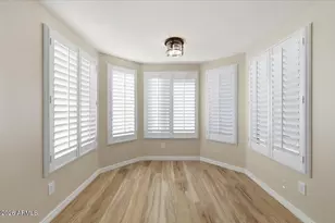 10571 E Mission Ln, Scottsdale, AZ 85258 - Photo 14