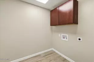 10571 E Mission Ln, Scottsdale, AZ 85258 - Photo 28