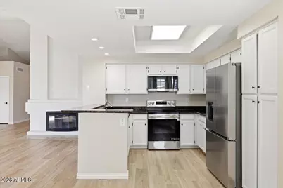 10571 E Mission Lane, Scottsdale, AZ 85258 - Photo 12