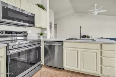 25211 S Briarcrest Drive, Sun Lakes, AZ 85248 - Photo 12