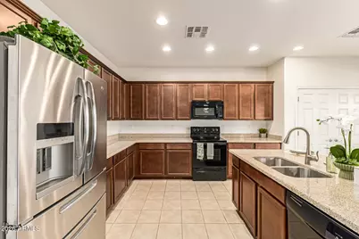 2874 E Isaiah Avenue, Gilbert, AZ 85298 - Photo 16