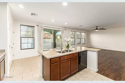 2874 E Isaiah Avenue, Gilbert, AZ 85298 - Photo 16