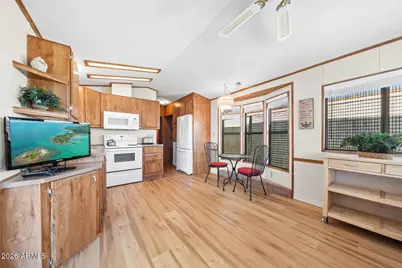 17200 W Bell Road #652, Surprise, AZ 85374 - Photo 10