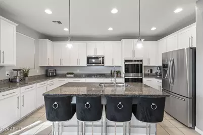 11284 N 186th Lane, Surprise, AZ 85388 - Photo 12