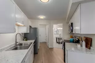 10943 W Coggins Dr, Sun City, AZ 85351 - Photo 6