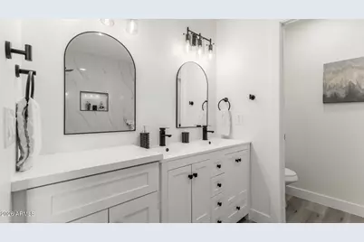 5236 S 19th Avenue, Phoenix, AZ 85041 - Photo 10