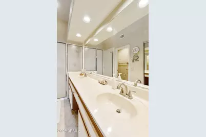 25208 S Pinewood Drive, Sun Lakes, AZ 85248 - Photo 22