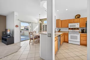 16096 W Copper Crest Ln, Surprise, AZ 85374 - Photo 6