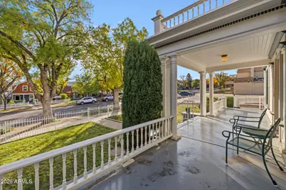 128 N Mount Vernon Avenue, Prescott, AZ 86301 - Photo 4
