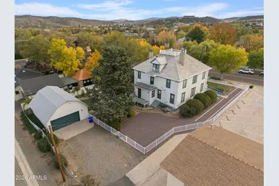 128 N Mount Vernon Avenue, Prescott, AZ 86301 - Photo 2