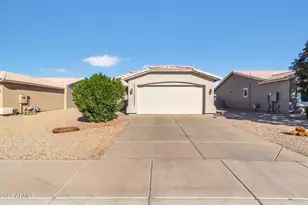 1482 E Torrey Pines Ln, Chandler, AZ 85249 - Photo 2