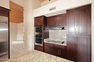 9969 E Bayview Dr, Scottsdale, AZ 85258 - Photo 16