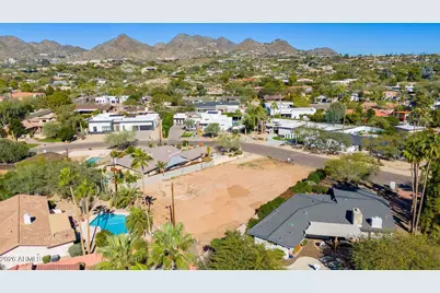 4027 E San Miguel Avenue #84, Phoenix, AZ 85018 - Photo 18