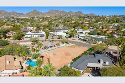 4027 E San Miguel Avenue #84, Phoenix, AZ 85018 - Photo 10