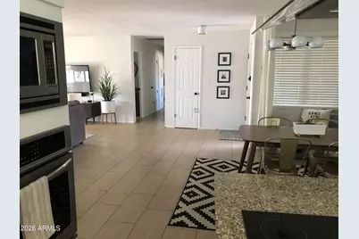 8449 E Jackrabbit Road, Scottsdale, AZ 85250 - Photo 12