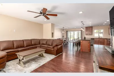 722 E McLellan Boulevard, Phoenix, AZ 85014 - Photo 8