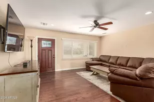 722 E McLellan Blvd, Phoenix, AZ 85014 - Photo 6