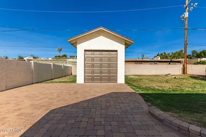 722 E McLellan Boulevard, Phoenix, AZ 85014 - Photo 28