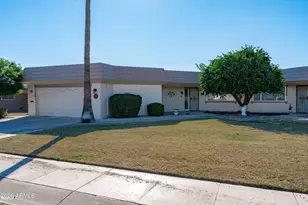 10501 W Loma Blanca Dr, Sun City, AZ 85351 - Photo 2