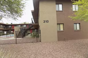 310 W Earll Dr, Phoenix, AZ 85013 - Photo 14