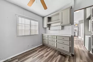 17200 W Bell Rd, Surprise, AZ 85374 - Photo 22