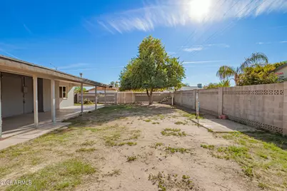 3802 N 79th Avenue, Phoenix, AZ 85033 - Photo 26