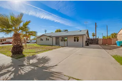 3802 N 79th Avenue, Phoenix, AZ 85033 - Photo 2