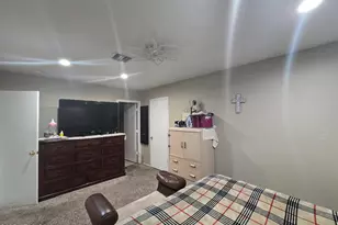 2113 W Wayland Rd, Phoenix, AZ 85041 - Photo 18