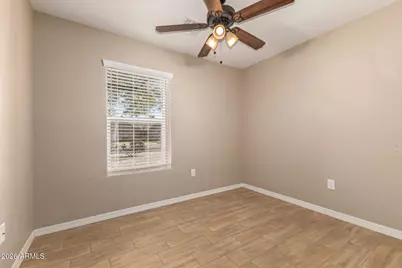 12322 N 85th Lane, Peoria, AZ 85381 - Photo 18