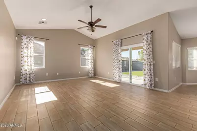 12322 N 85th Lane, Peoria, AZ 85381 - Photo 4