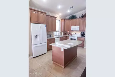 18093 W Skyline Drive, Surprise, AZ 85374 - Photo 14