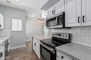 11333 N 92nd St, Scottsdale, AZ 85260 - Photo 10